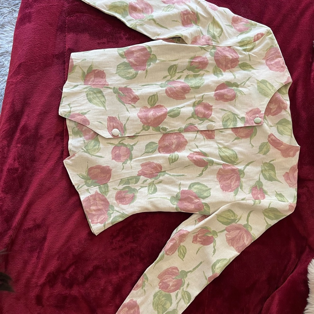 Chic Pink and Green Floral Jacket for Stylish Outings